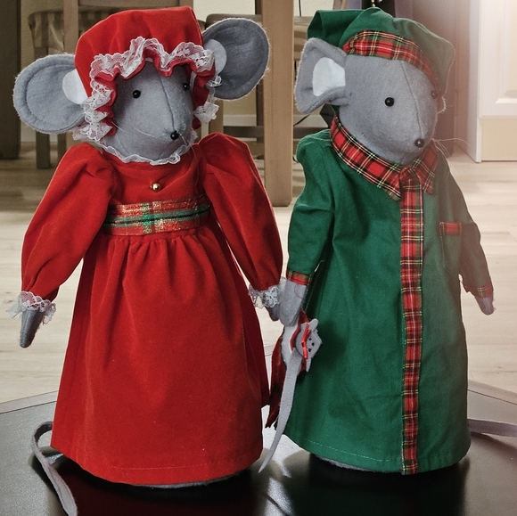 Vintage Christmas Mouse Set 13in Tall Holiday Decor Holiday Collectables - Picture 9 of 15